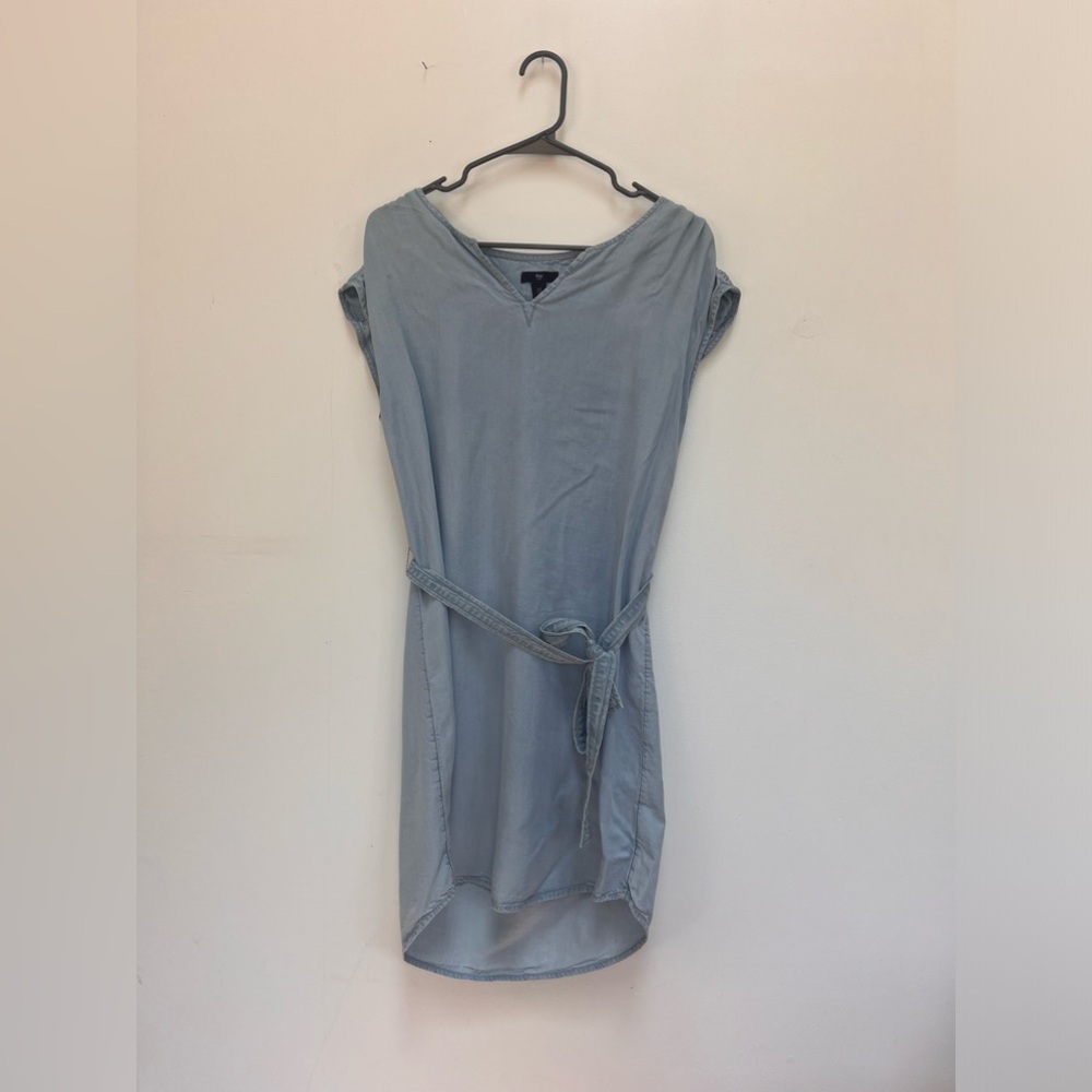 ✨ GAP LIGHT WASH DENIM DRESS